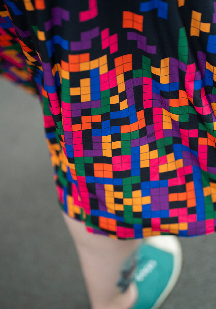 Eighth angle of Ona Falling Blocks Border Print Midi Dress