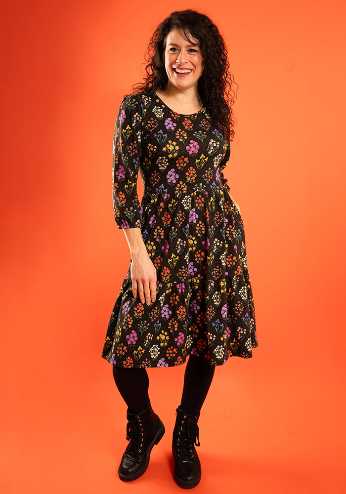 Eighth angle of Paedyn Tile Floral Print Cotton Dress