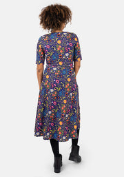 Peachlyn Bugs Life Print Midi Dress