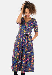 Peachlyn Bugs Life Print Midi Dress