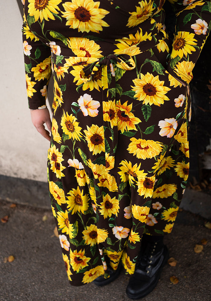 Fourth angle of Pheby Brown Sunflower Print Cotton Midaxi Dress
