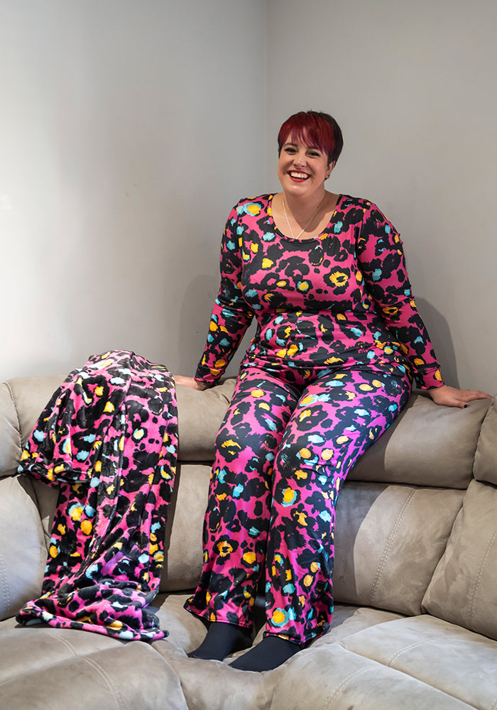 Sixth angle of Pink Animal Print Fleece Dressing Gown