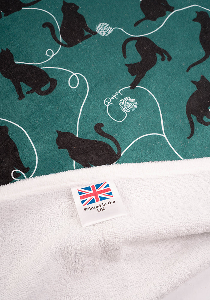 Second angle of Playful Cats Print Hand Towel