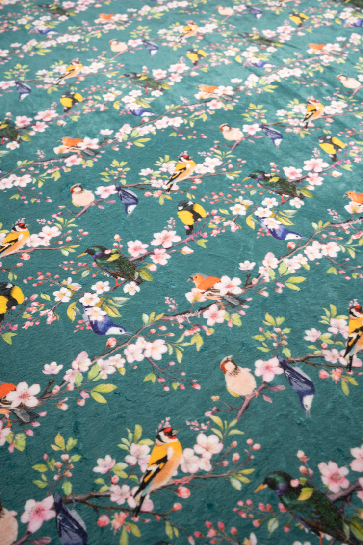 Pop-under Blossom Bird Print Plush Blanket