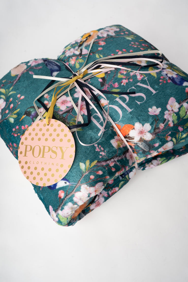 Pop-under Blossom Bird Print Plush Blanket