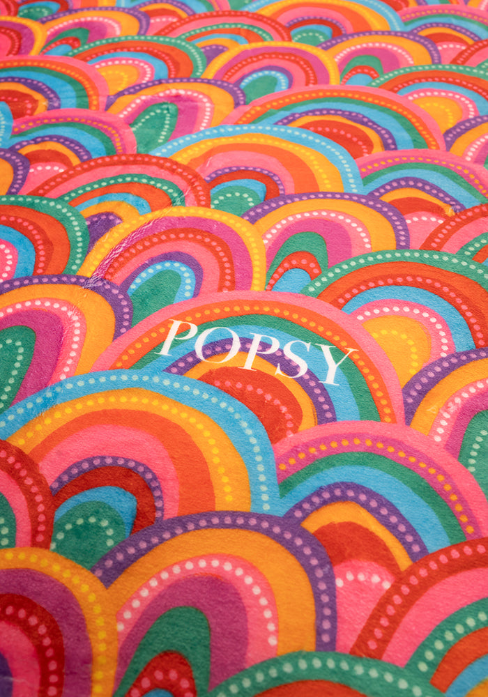 Pop-under Colourful Rainbow Print Plush Blanket