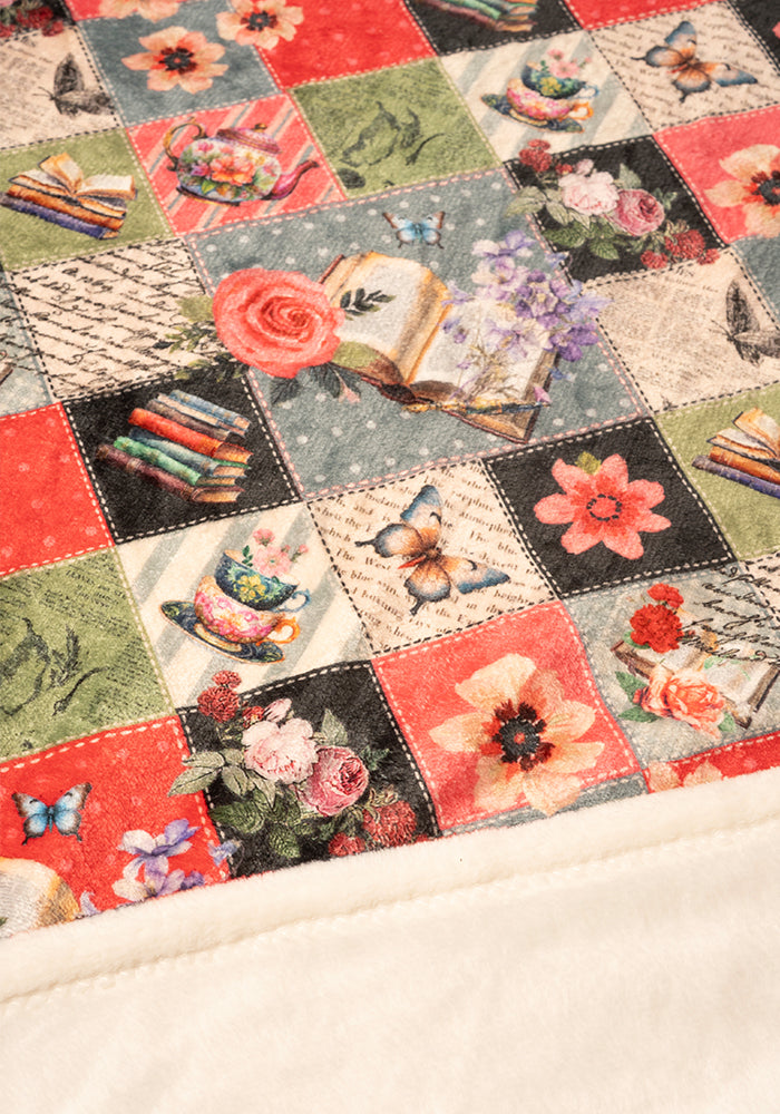 Fifth angle of Pop-under Journals Print Plush Blanket