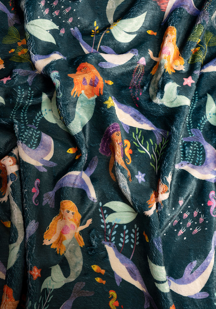 Second angle of Pop-under Mermaids &amp; Seals Print Plush Blanket