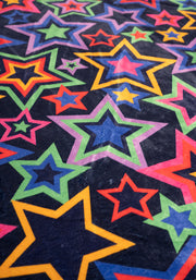 Pop-under Starburst Print Plush Blanket