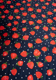 Pop-under Strawberries Print Plush Blanket