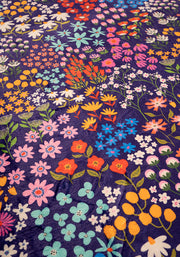 Pop-under Wild Flower Print Plush Blanket