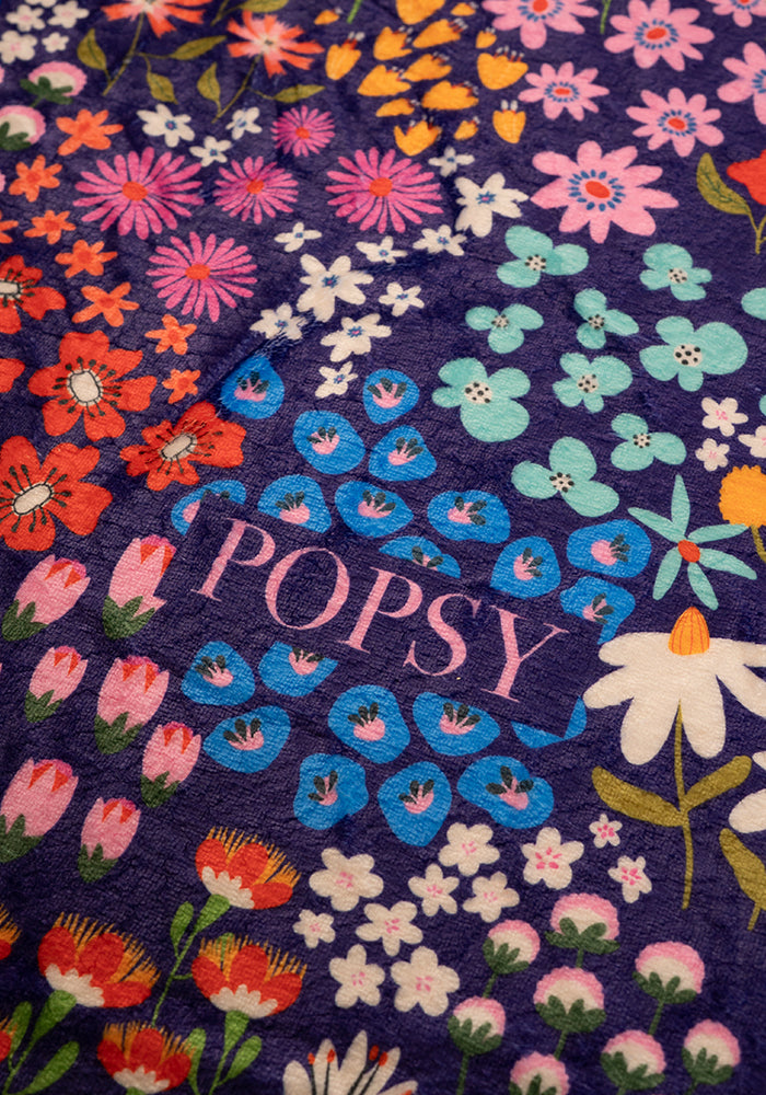Second angle of Pop-under Wild Flower Print Plush Blanket