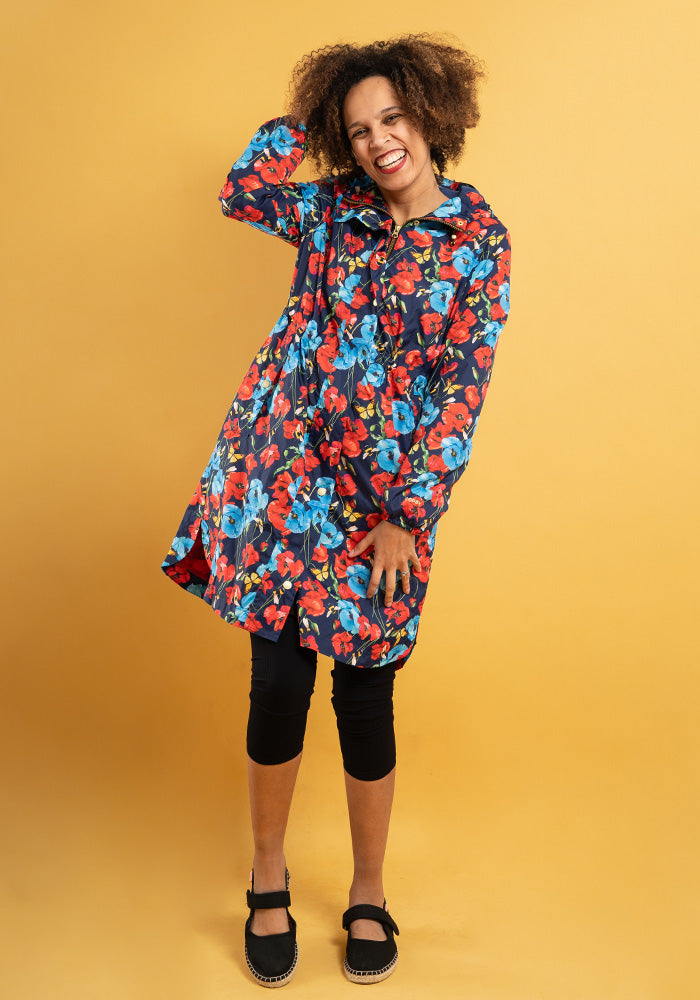 Another angle of Poppy Garden Print Lightweight Coat (Mac)