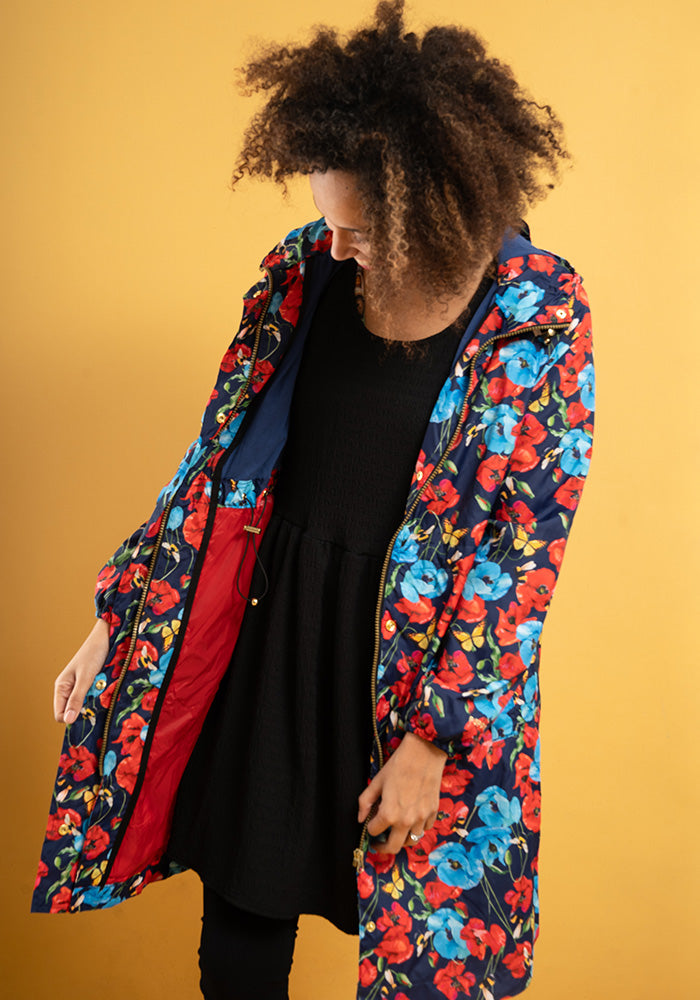 Thirteenth angle of Poppy Garden Print Lightweight Coat (Mac)