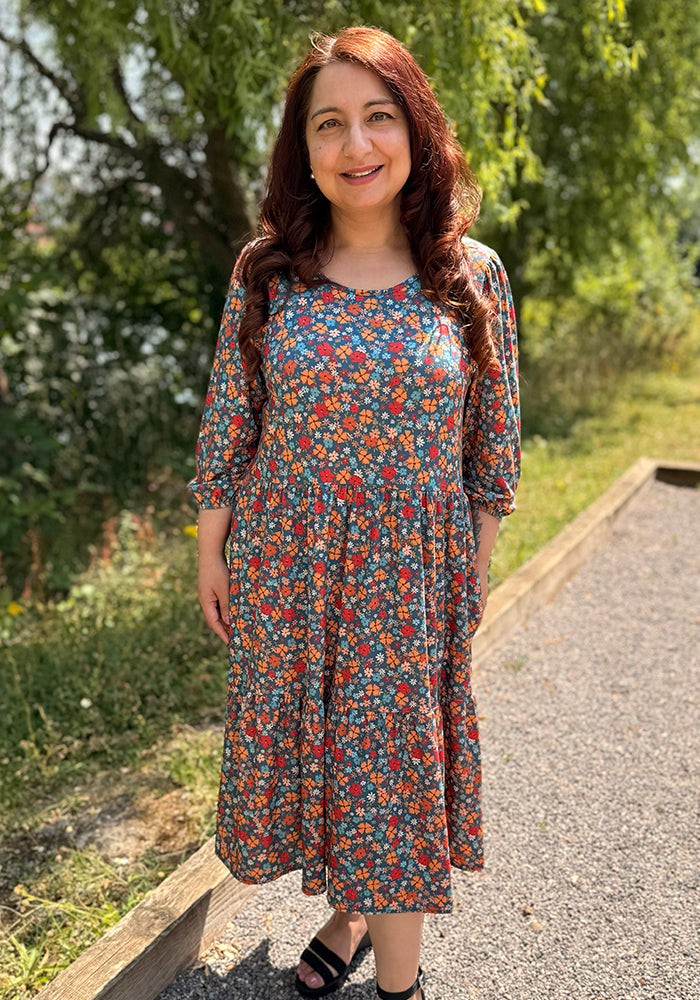 Rae-Rae Ditsy Clusters Print Tiered Hem Dress