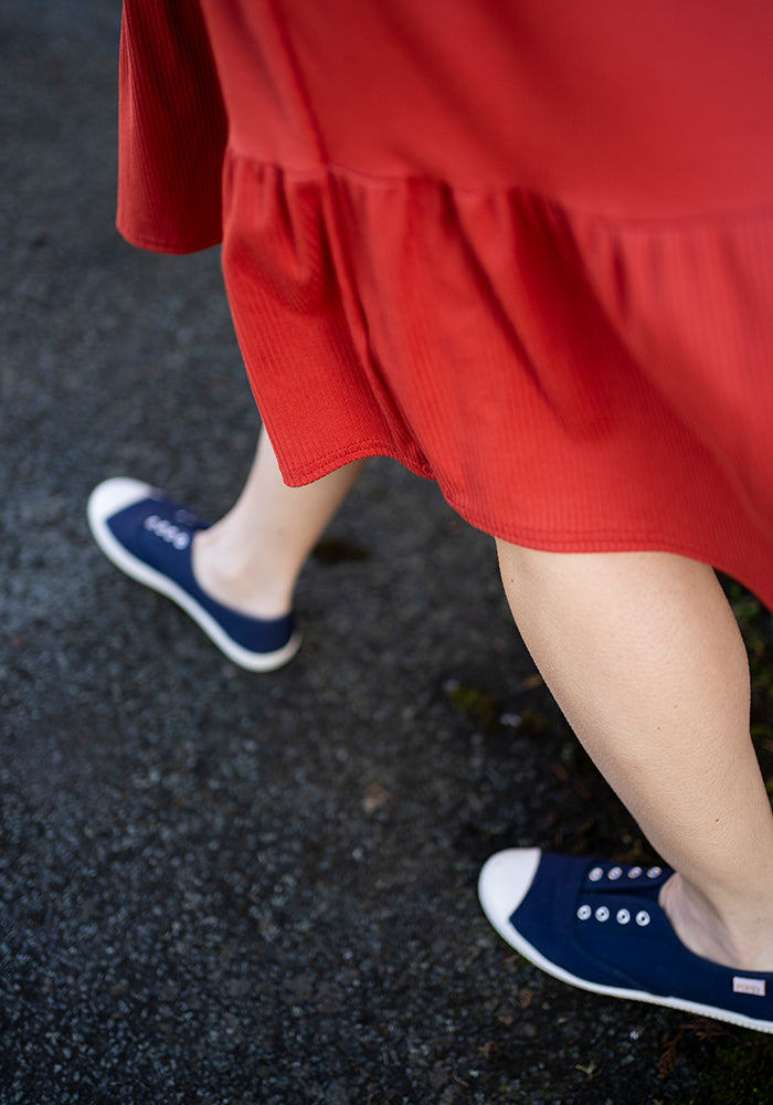 Reed Rust Rib Brush Tiered Hem Dress