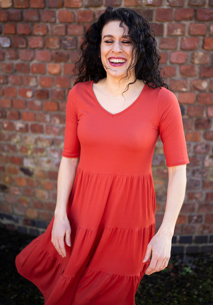 Seventh angle of Reed Rust Rib Brush Tiered Hem Dress