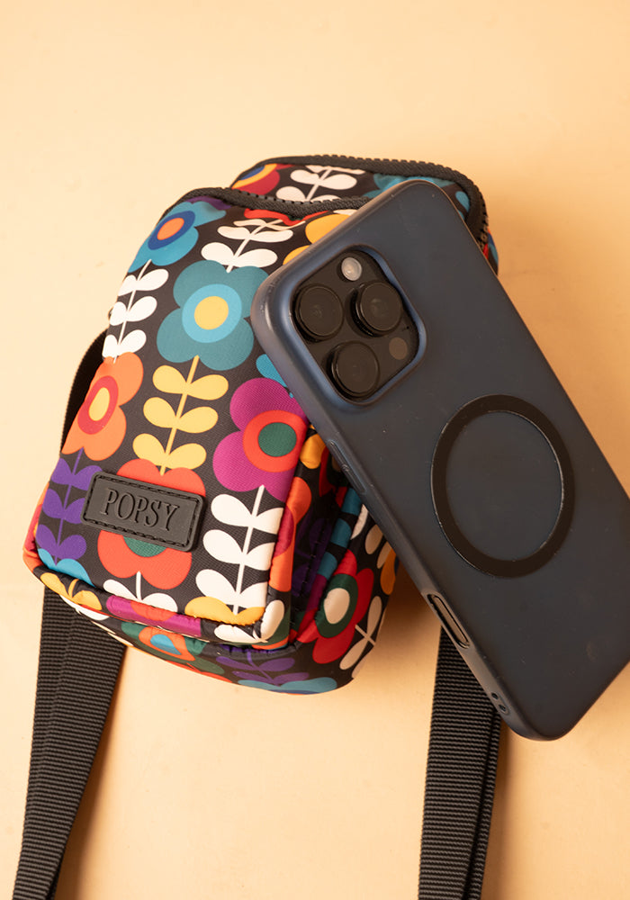 Fourth angle of Retro Flower Print Phone Pocket Bag, phone Pocket Bag with Retro Flower Pattern.