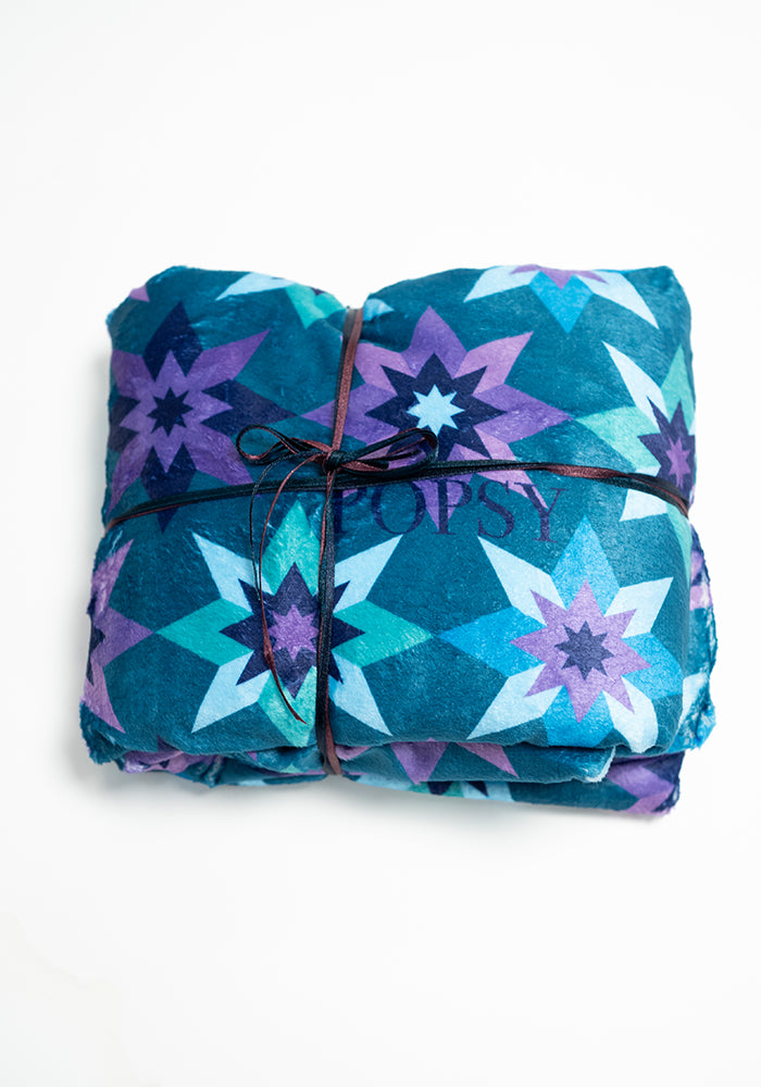 Front view of Retro Stars Print Pop-under Plush Blanket