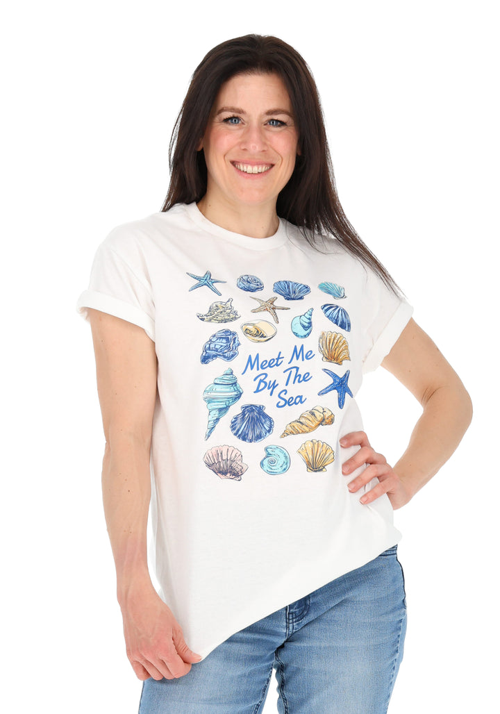 Fourth angle of Seashell Graphic Print T-Shirt (White)
