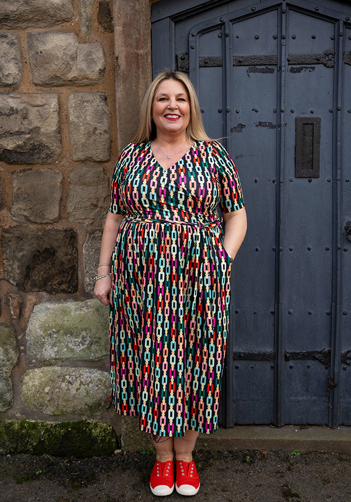 Suki Geometric Chain Print Midi Dress