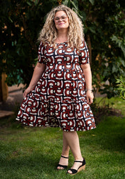 Sunniva Retro Floral Print Tiered Hem Dress