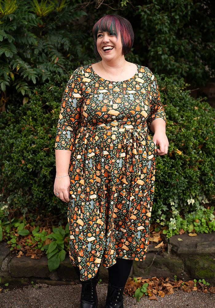 Tenth angle of Suzette Coffee &amp; Croissants Print Midi Dress