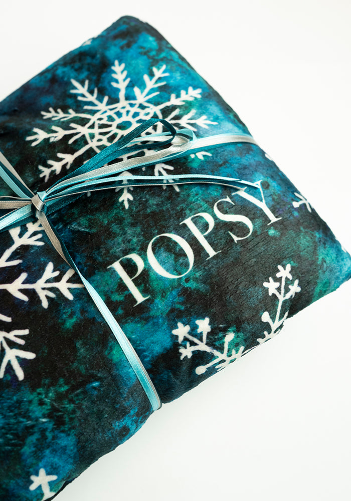 Extra Long Teal Snowflake Print Plush Throw Blanket (Pop-Under)