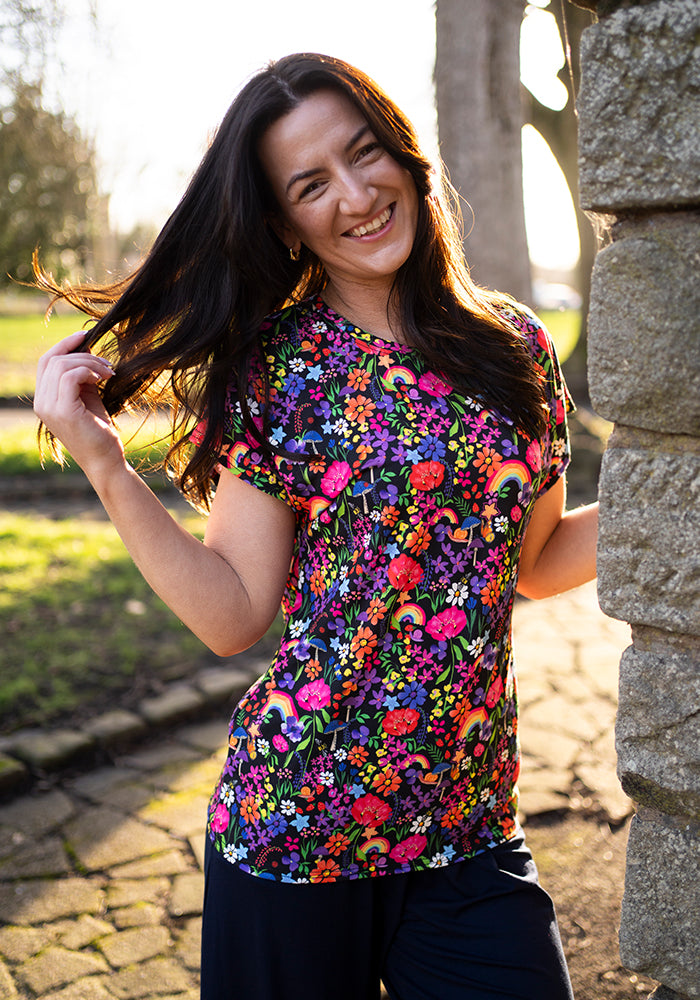 Fourth angle of Tess Garden Rainbow Print Extended Shoulder Top