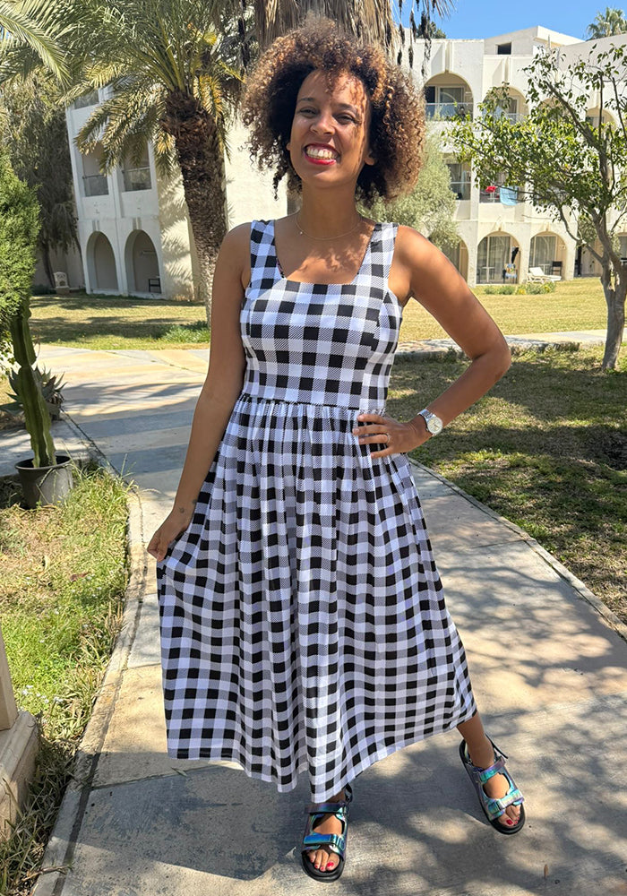 Third angle of Betsie Large Mono Gingham Print Cotton Midaxi Dress