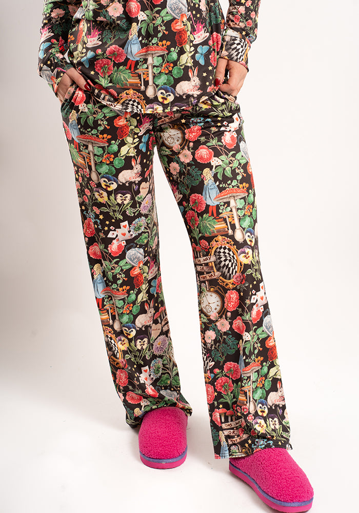 Tweedle Wonderland Print Pyjama Set