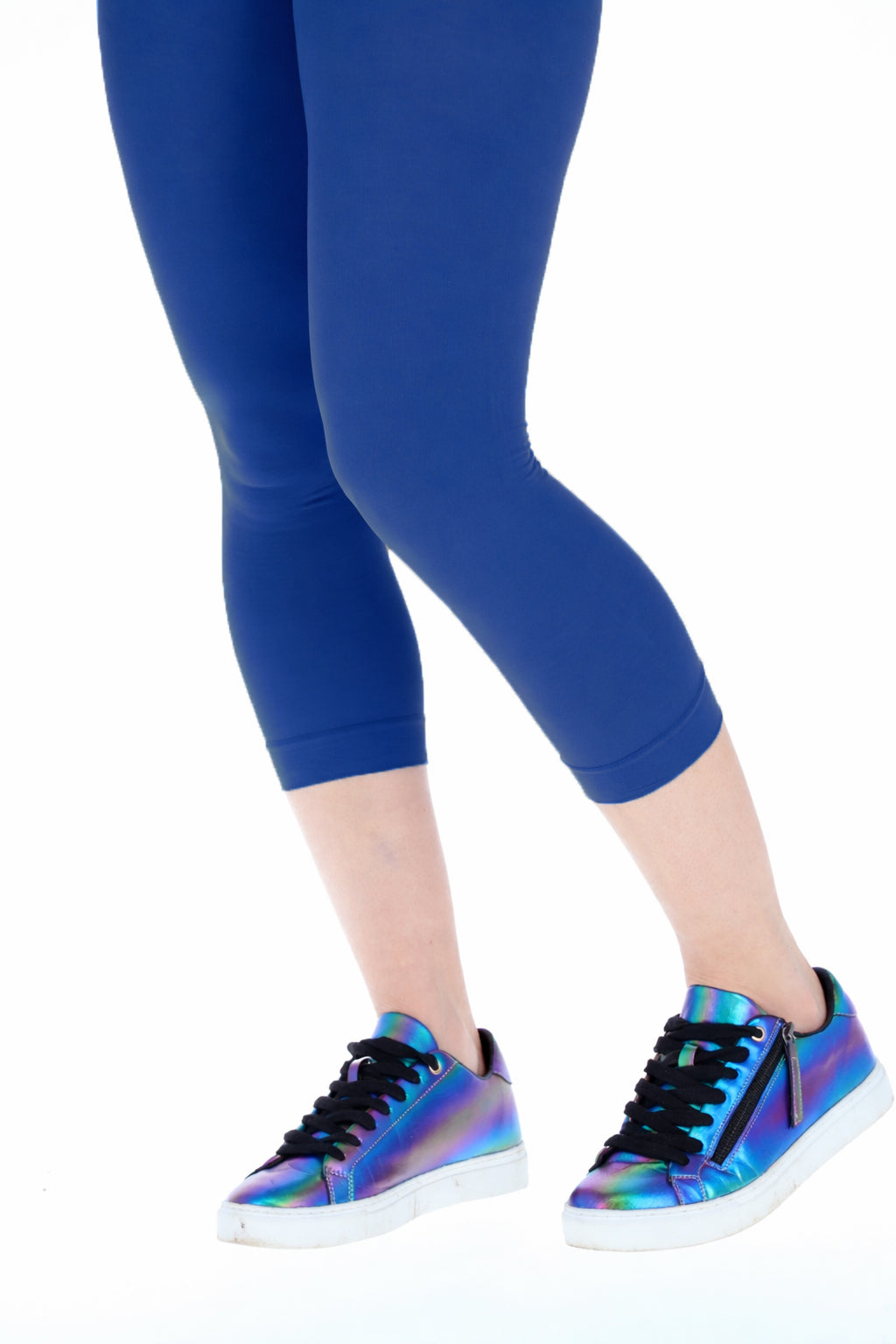Front view of 50 Denier Premium Capri Tights (Surf), brighten your wardrobe with our fresh Surf Blue 50 denier Capri tights.