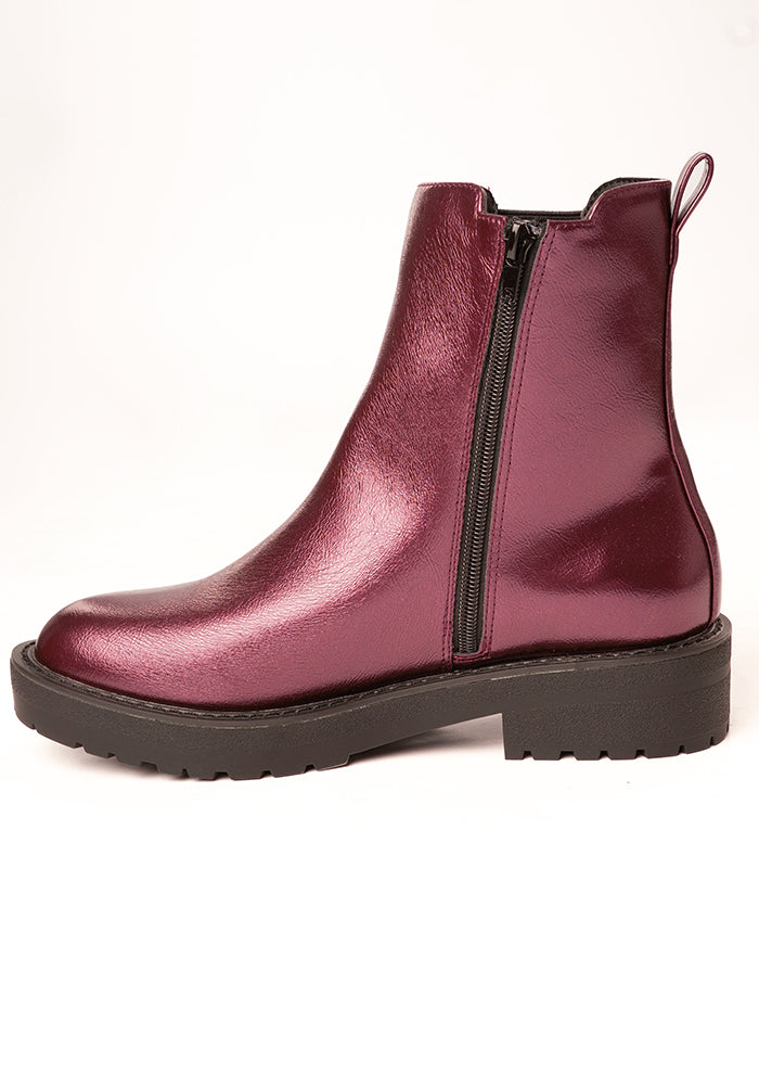 Third angle of Metallic Wine Chelsea Boot