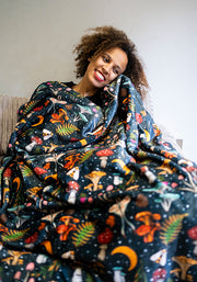 Pop-under Woodland Mushroom Print Plush Blanket