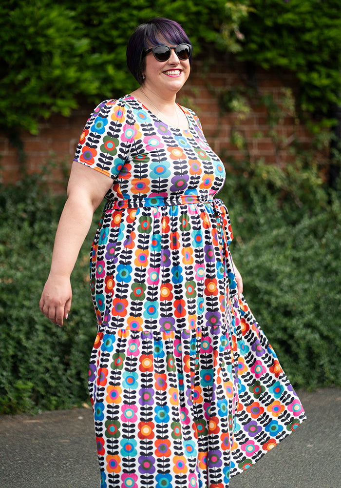 Zoya Retro Flower Print Tiered Hem Midaxi Dress