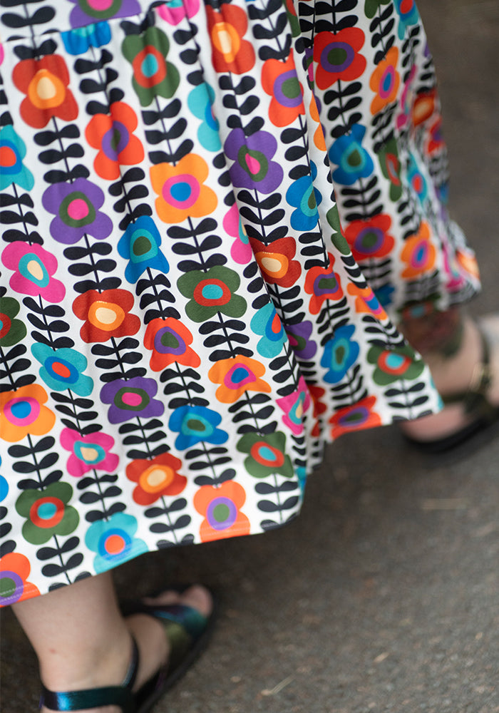 Zoya Retro Flower Print Tiered Hem Midaxi Dress