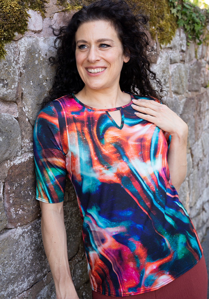 Asta Ombre Abstract Print Notch Neck Top