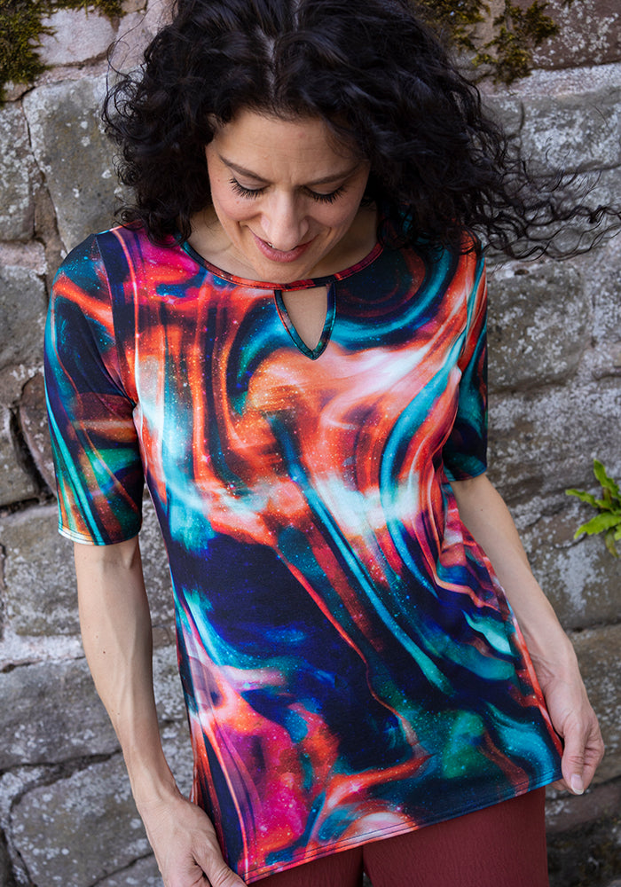 Asta Ombre Abstract Print Notch Neck Top