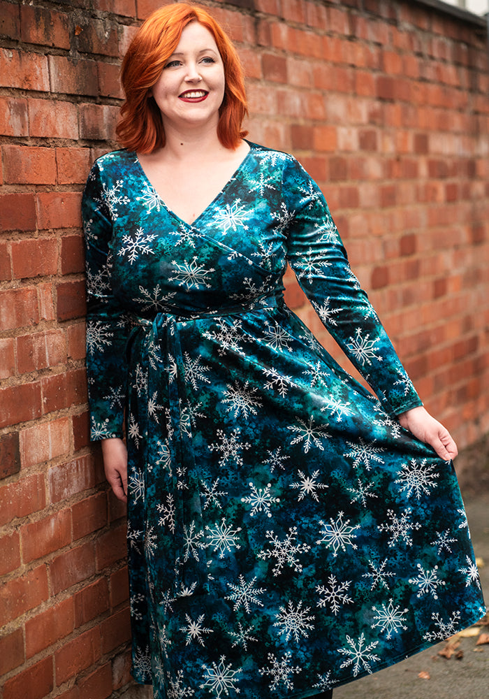 Crystelle Teal Snowflake Print Midi Dress