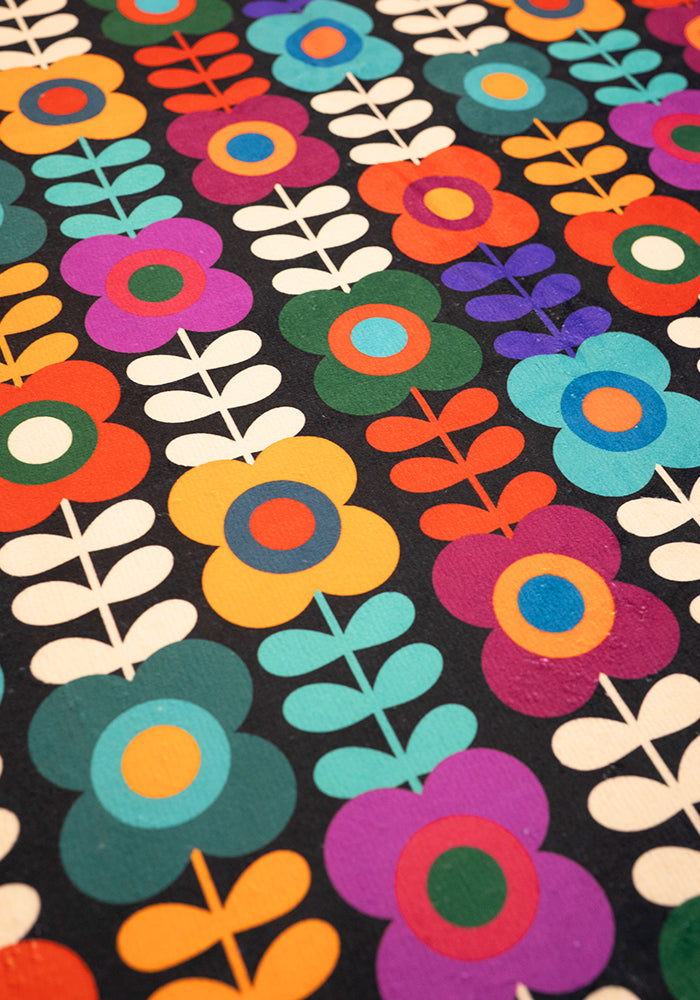 Fifth angle of Retro Flower Print Hand Towel