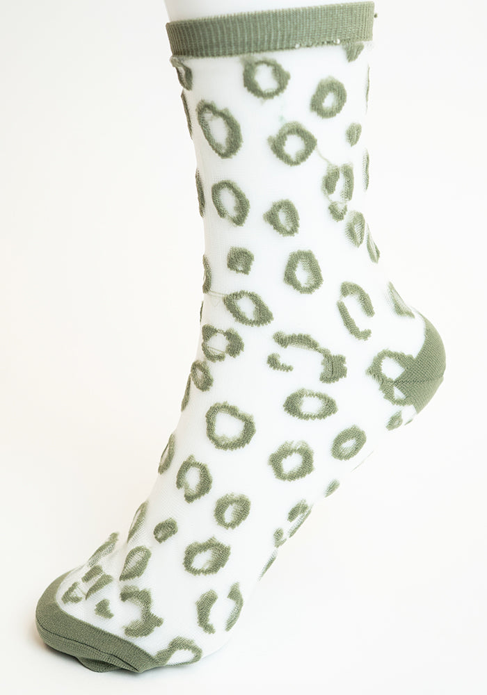 Front view of Khaki Leopard Sheer Ankle Socks