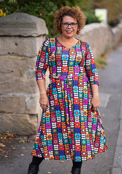 Kallie Retro Flower Print Midi Dress
