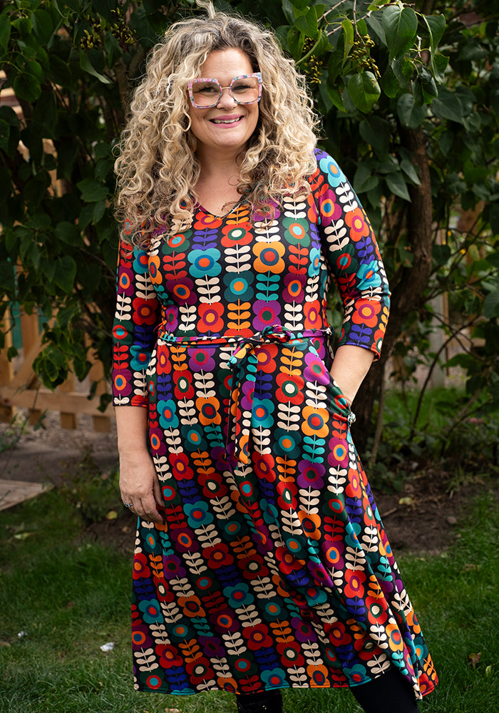 Kallie Retro Flower Print Midi Dress