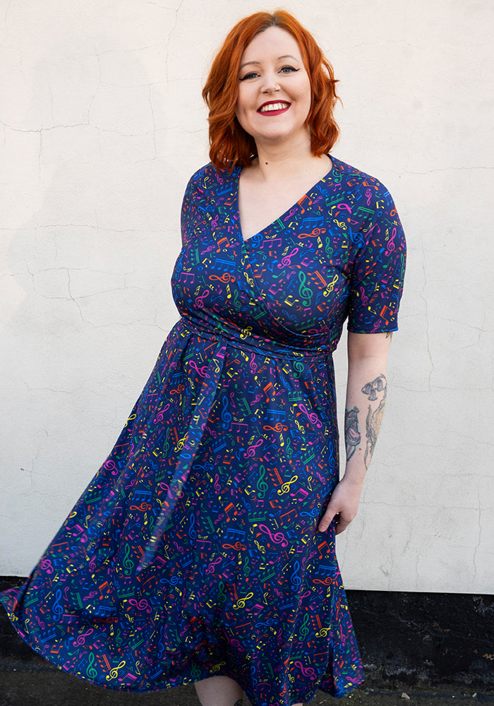 Ninth angle of Elianna Musical Notes Print Jersey Midi Dress