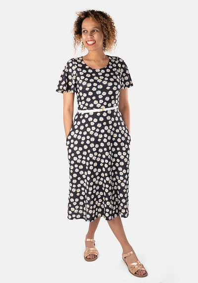 Davina Black & White Daisy Print Midi Dress
