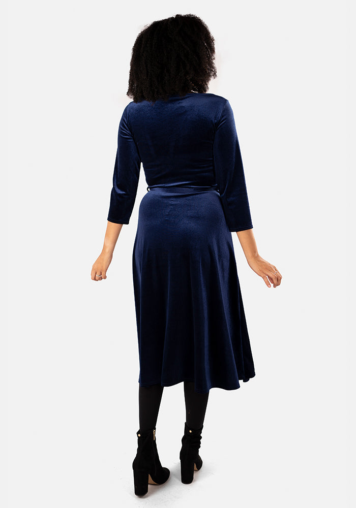 Gwyneira Navy Velvet Midi Dress