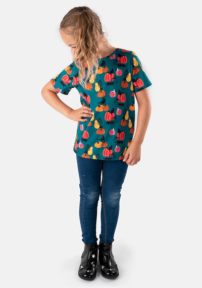 Children's Pumpkins & Black Cat Print T-Shirt (Jinx)