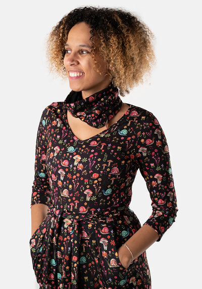 Sammy Snail Print Reversible Popover
