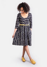 Daphne Daisy Chain Print Reversible Dress